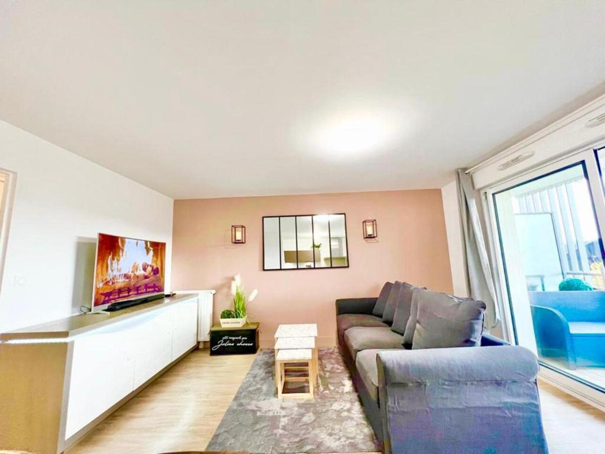 L'Atelier Chic - Wifi Fibre - Parking Privee - Balcon - Netflix Apartment Lanester Exterior photo